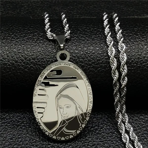 The Virgin Mary Stainless Steel Necklace Jewerly Our Lady of Guadalupe Virgin Girls Necklace Icon Medal Jewelry collares hombre