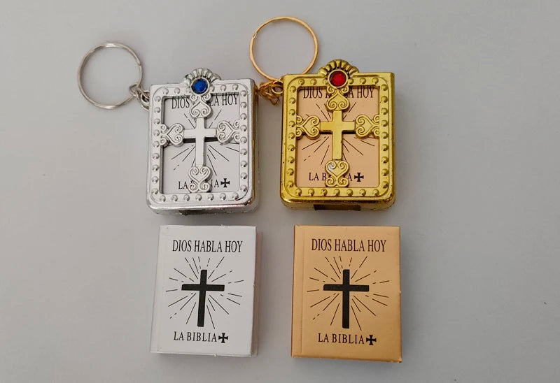 10 Pieces Gold Silver English Mini Holy Bible Spanish Dios Habla Hoy For Kids Baptism and Holy Communion Party Guests Small Gift