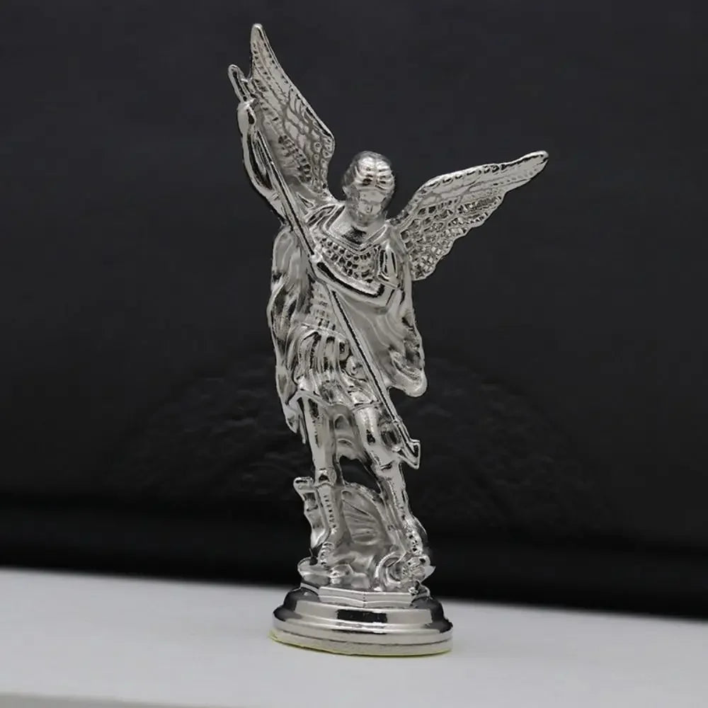Christian Saint Michael FigurineThe Archangel Defeating Satan Guardian Statues Zinc Alloy Ctafts For Home Room Tabletop Desktop