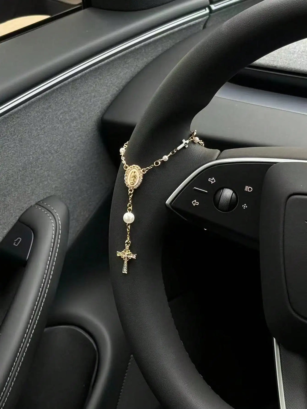 1pc Steering Wheel Rosary Ornament | Rosary Car Pendant Accessory | Car Decor | Car Pendant | Unique Fashion Car Pendant Decorat