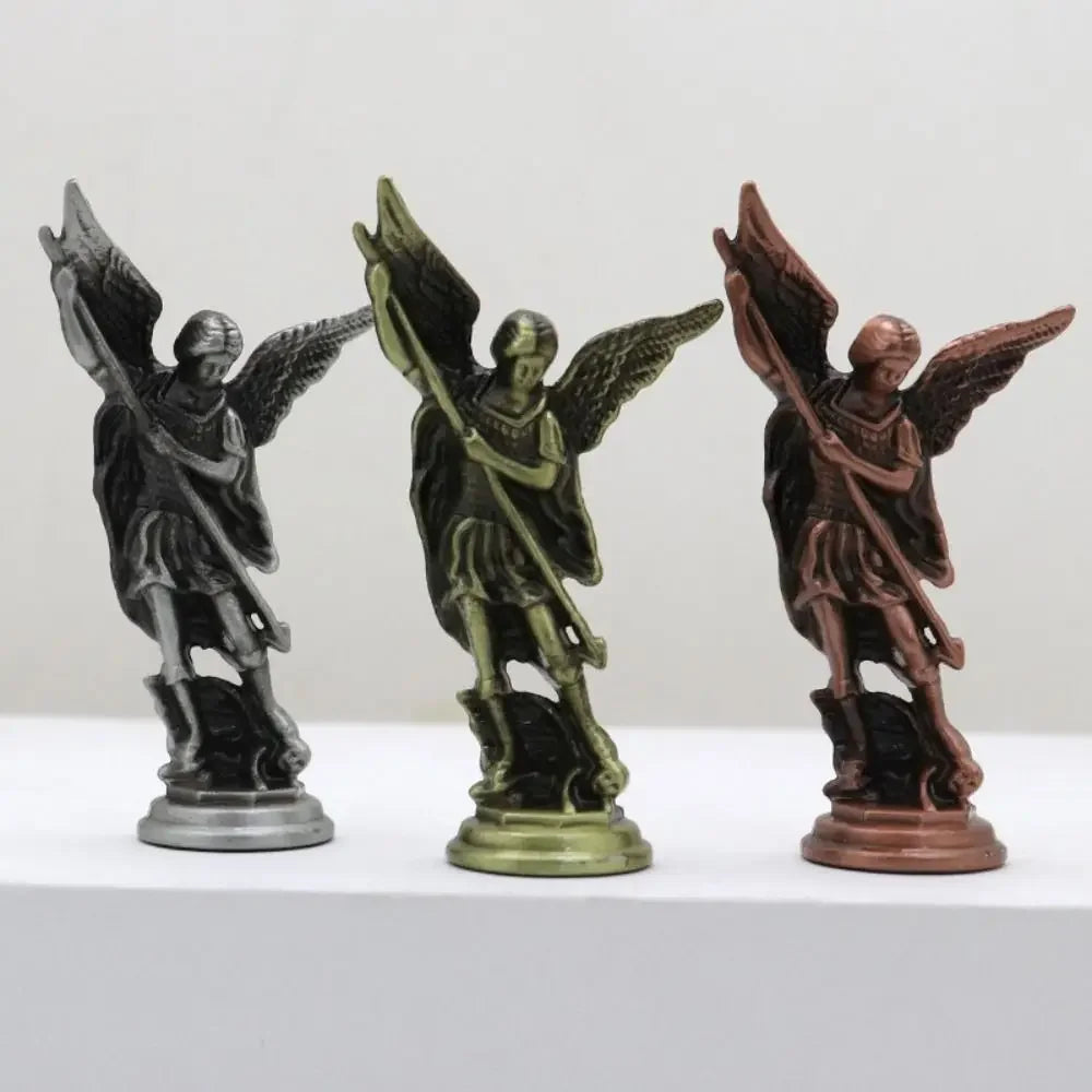 Christian Saint Michael FigurineThe Archangel Defeating Satan Guardian Statues Zinc Alloy Ctafts For Home Room Tabletop Desktop